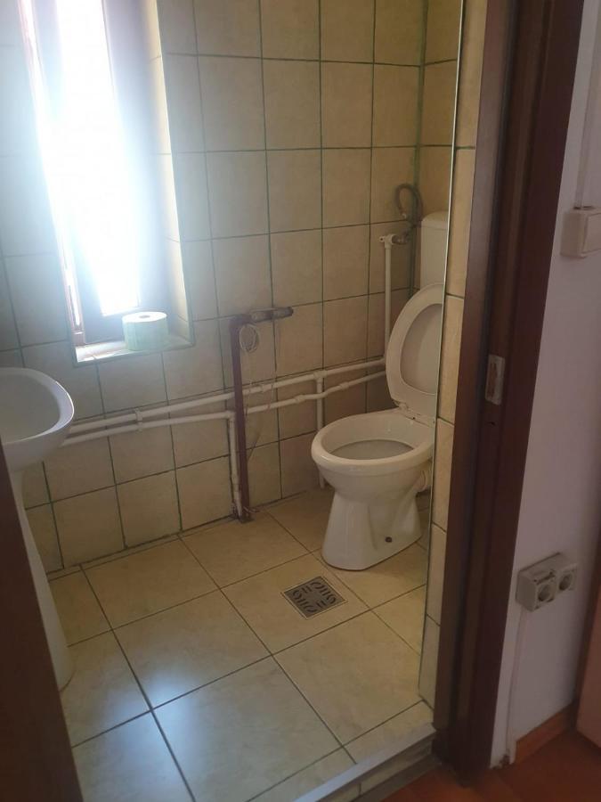 Cazare - Accommodation Bukareszt Zewnętrze zdjęcie