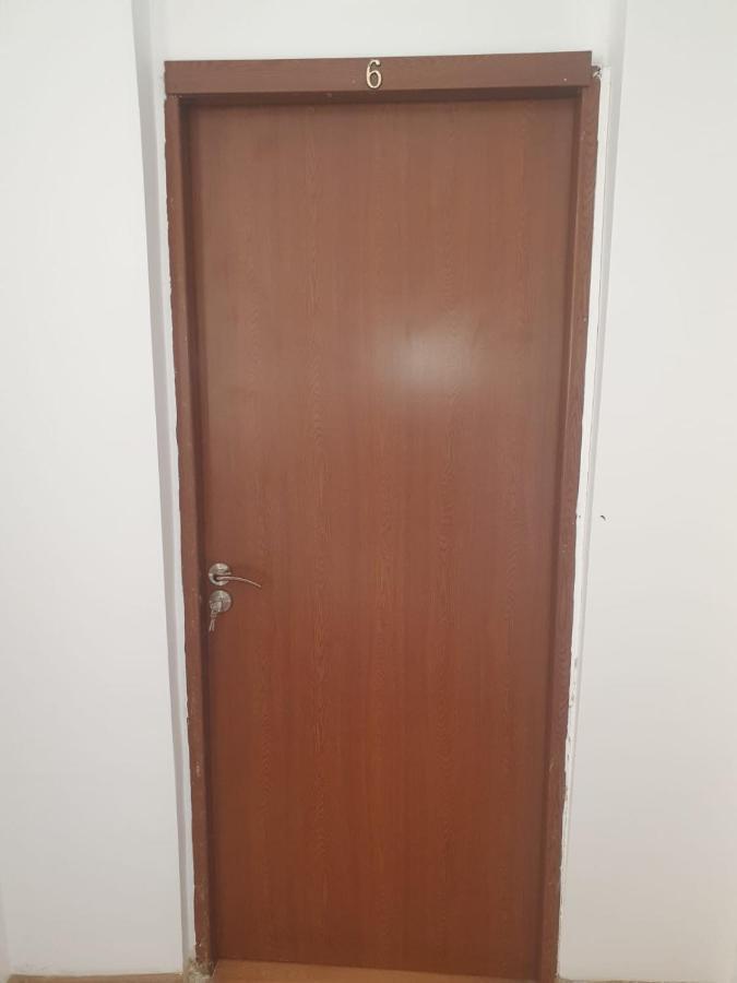 Cazare - Accommodation Bukareszt Zewnętrze zdjęcie