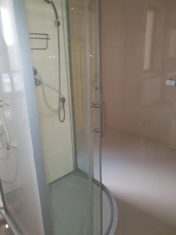 Cazare - Accommodation Bukareszt Zewnętrze zdjęcie