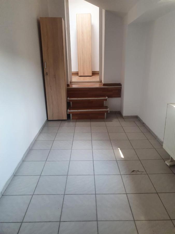 Cazare - Accommodation Bukareszt Zewnętrze zdjęcie