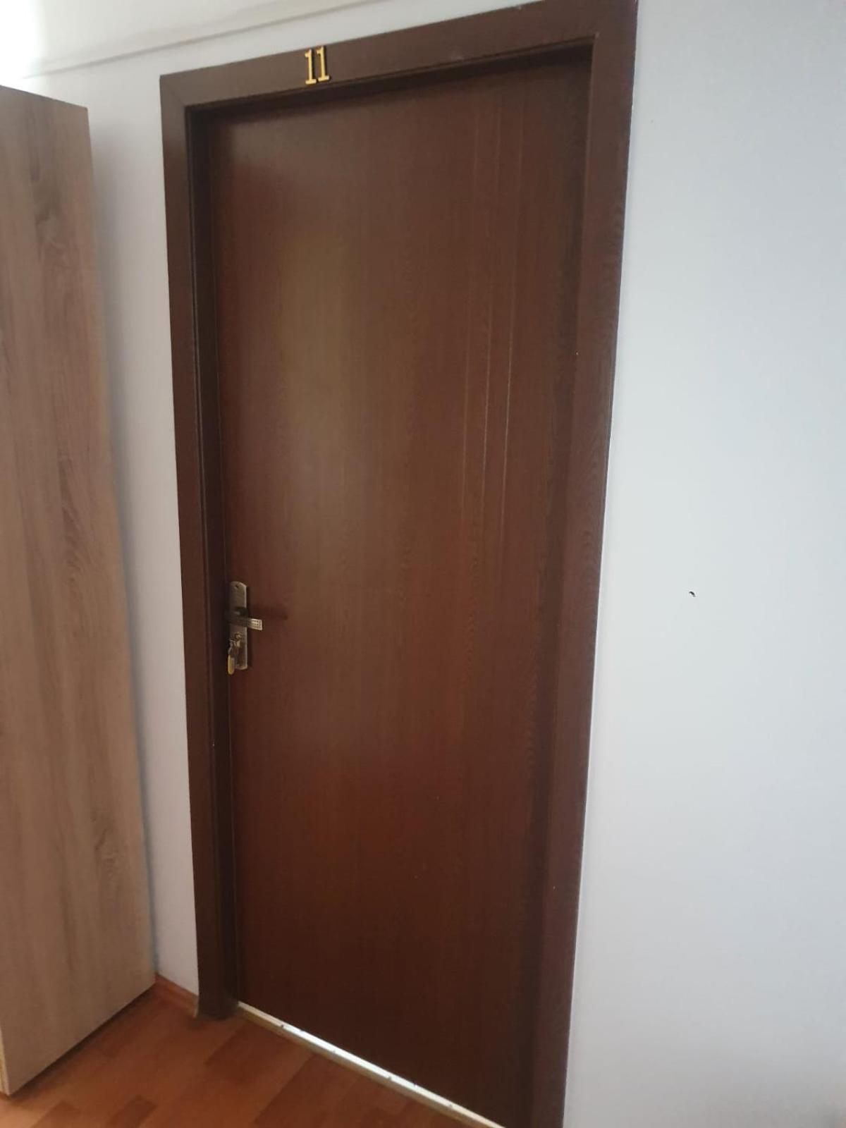 Cazare - Accommodation Bukareszt Zewnętrze zdjęcie