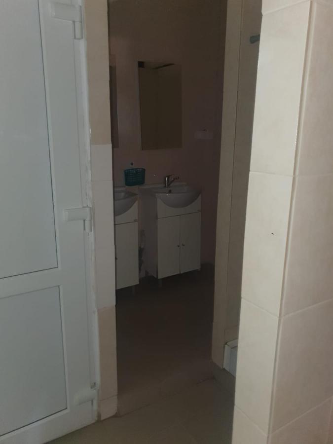 Cazare - Accommodation Bukareszt Zewnętrze zdjęcie