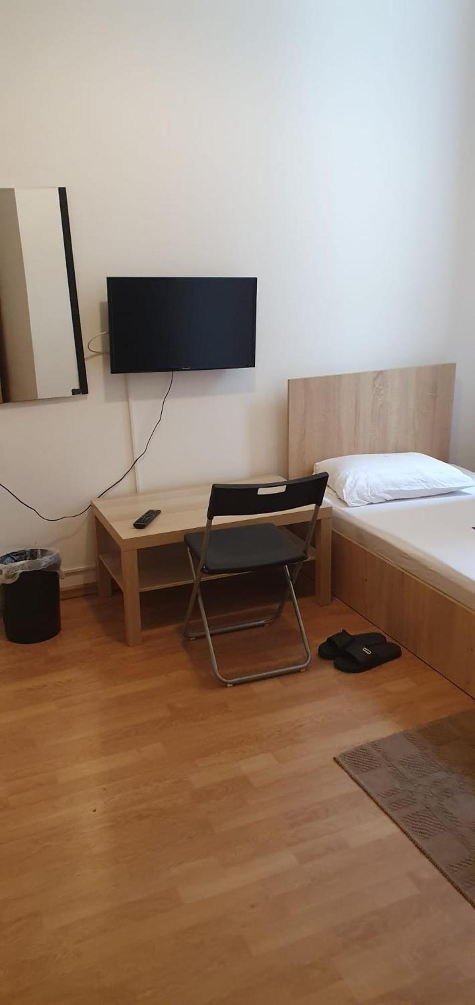 Cazare - Accommodation Bukareszt Zewnętrze zdjęcie
